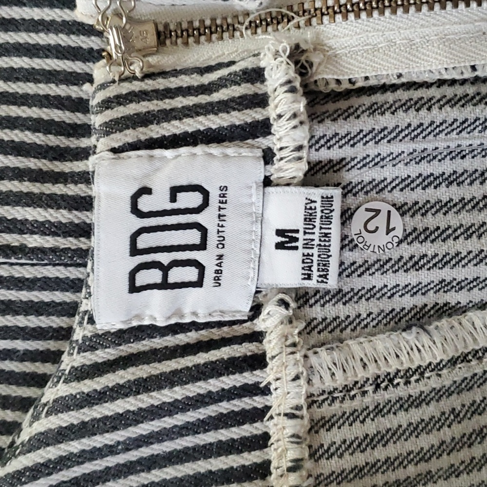 Urban Outfitters BDG Hudson Black and White Pinstriped Denim Mini Dress Size M - Picture 6 of 10